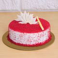 Pretty Red Velvet Round Cake