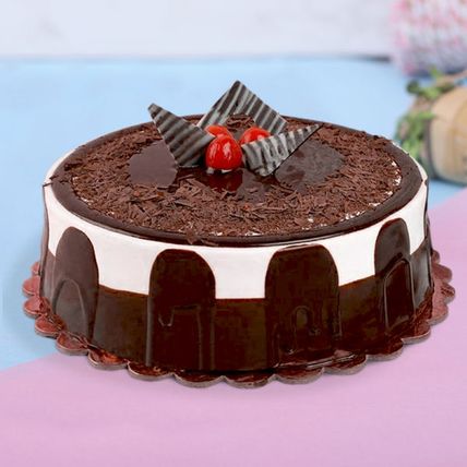 Classic Choco vanilla Cake