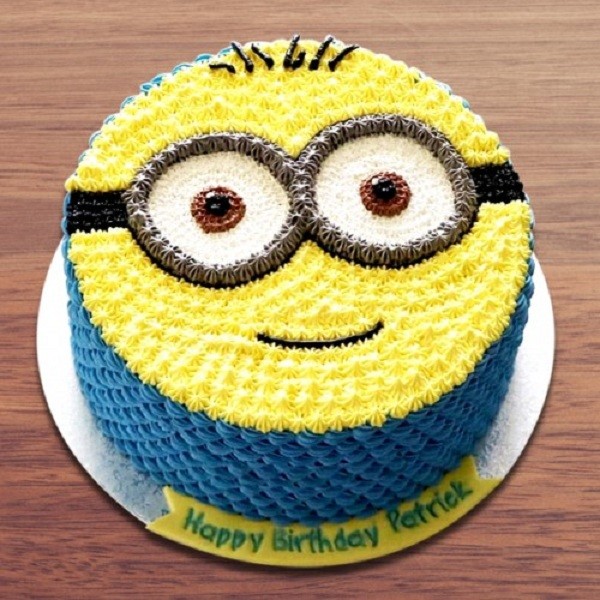 Buy/send Happy Minion Cake order online in Vijayawada 